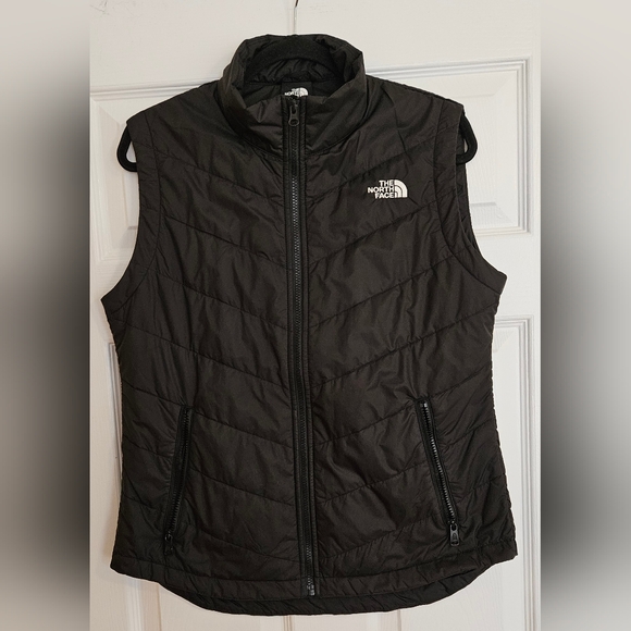 The North Face Jackets & Blazers - The North Face Women's Black Quilted Vest. Size M. Like New.